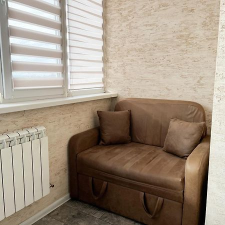 0147 New Flat Near Airport Zhulyany Sofievskaya Borshchagovka Daire Kiev Dış mekan fotoğraf