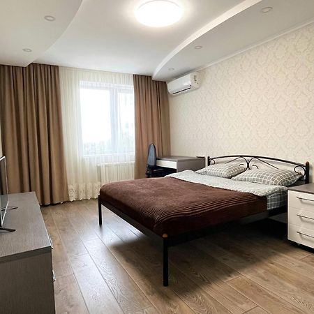 0147 New Flat Near Airport Zhulyany Sofievskaya Borshchagovka Daire Kiev Dış mekan fotoğraf